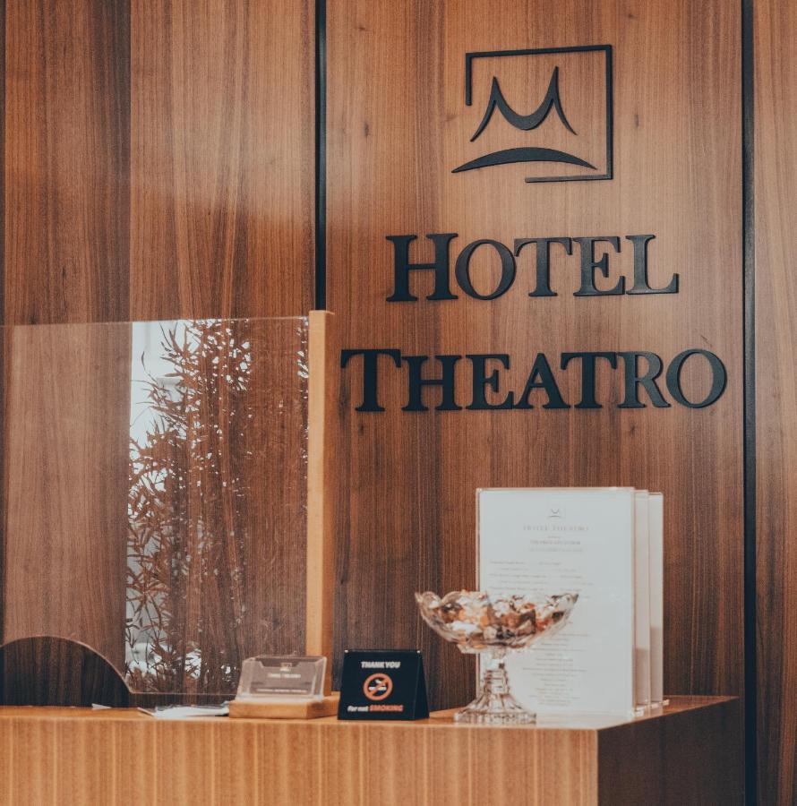 Hotel Theatro- City Center Tiranë Ngoại thất bức ảnh